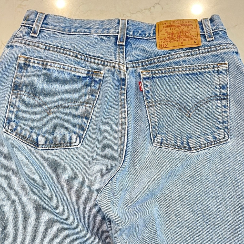Levi's 550 VTG USA Relaxed Tapered Jeans Womens 14S Short Light Wash High Rise - Picture 4 of 14